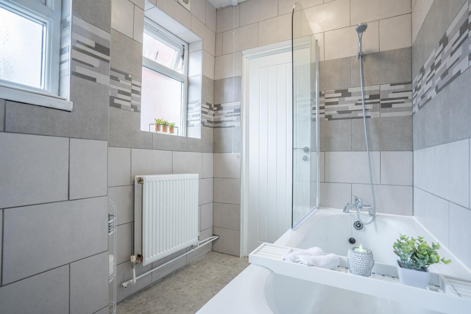 Stayzed E - Ng7 Free Wifi, Parking, Stylish House Near City Centre - Great For Tourists, Families, Contractors & Long Stays Nottingham Eksteriør billede