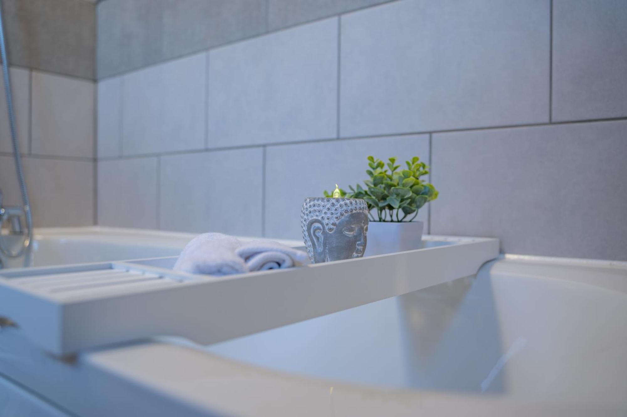 Stayzed E - Ng7 Free Wifi, Parking, Stylish House Near City Centre - Great For Tourists, Families, Contractors & Long Stays Nottingham Eksteriør billede